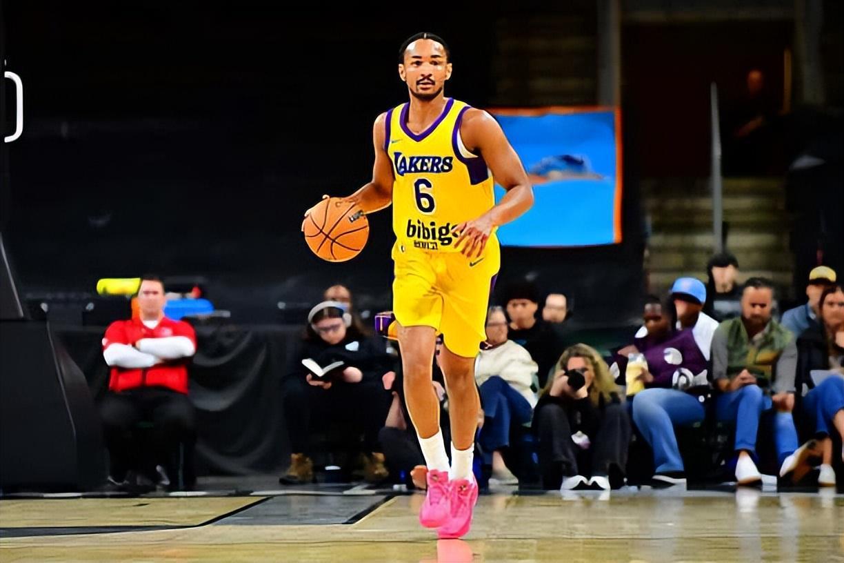 OD体育链接-湖人用十日短合同签下二队超级得分手，他会给球队带来希望吗？