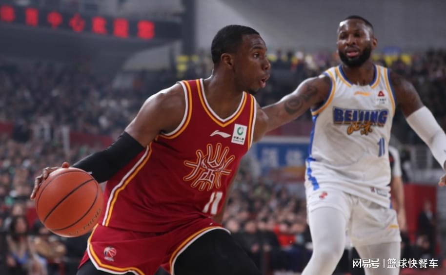 OD体育平台-CBA第一伪强队!山西被京粤打回原形:没李春江他们打不了硬仗?